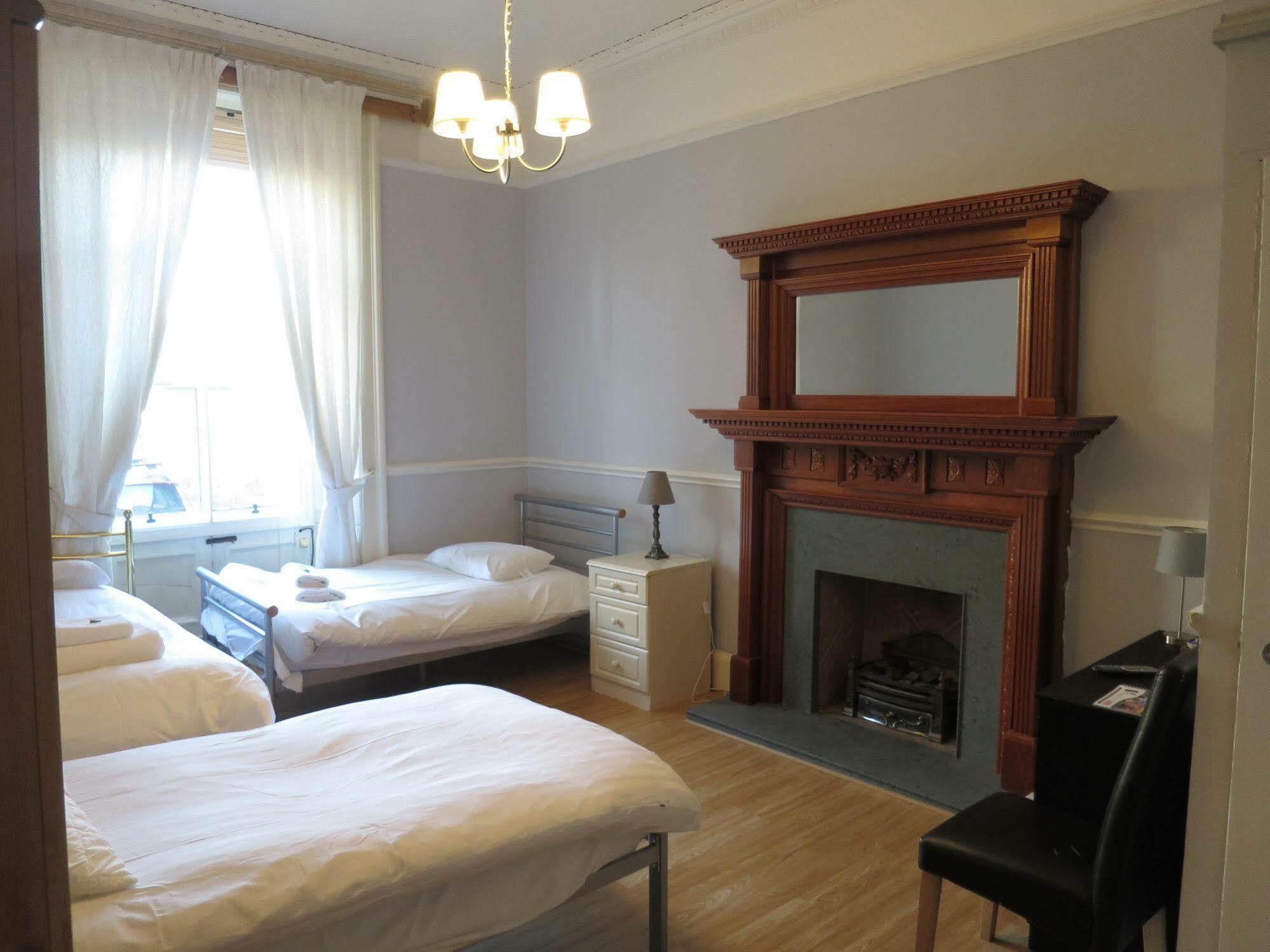 Thornfield Guest Residence Edinburgh Bagian luar foto