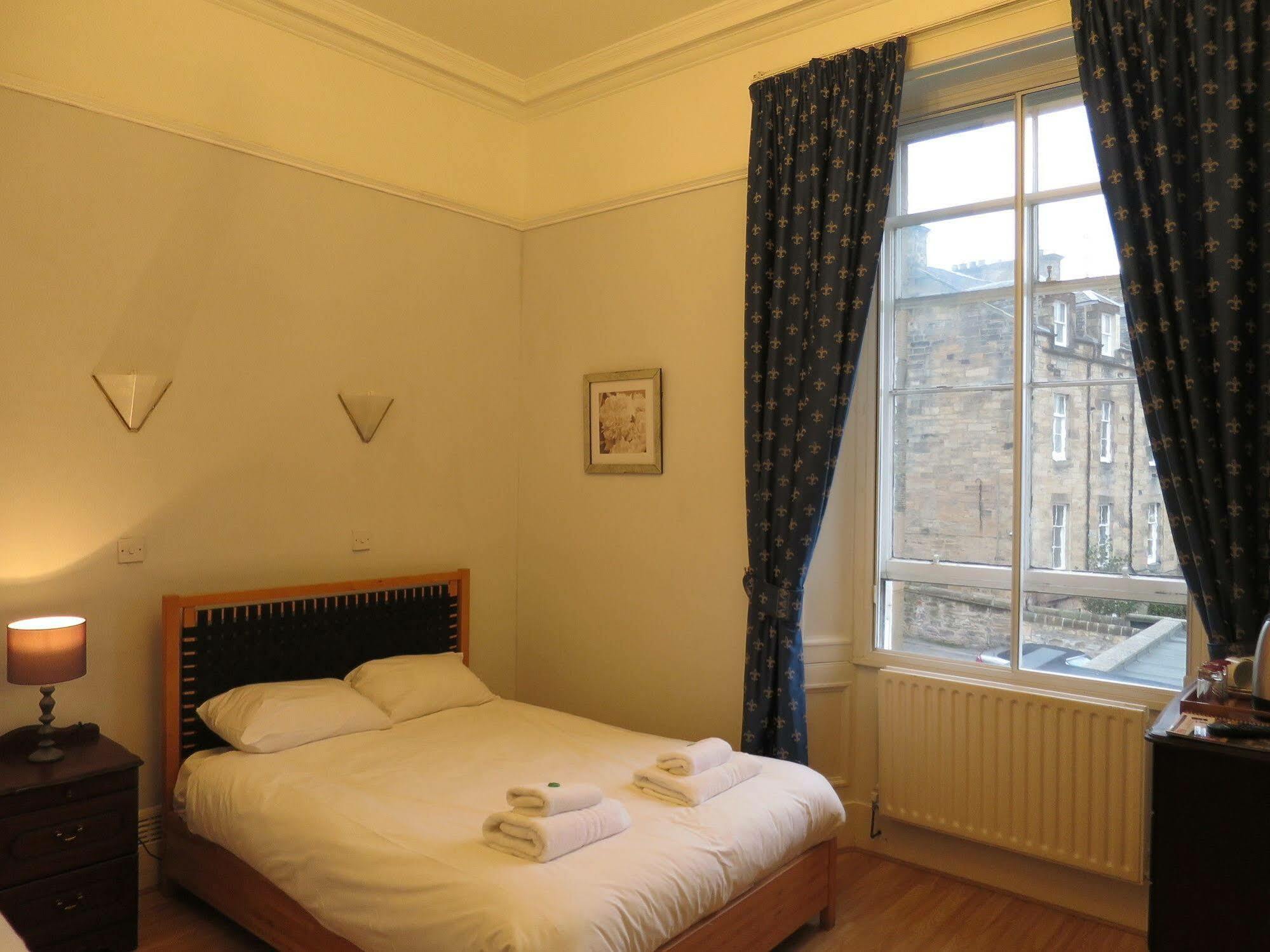 Thornfield Guest Residence Edinburgh Bagian luar foto